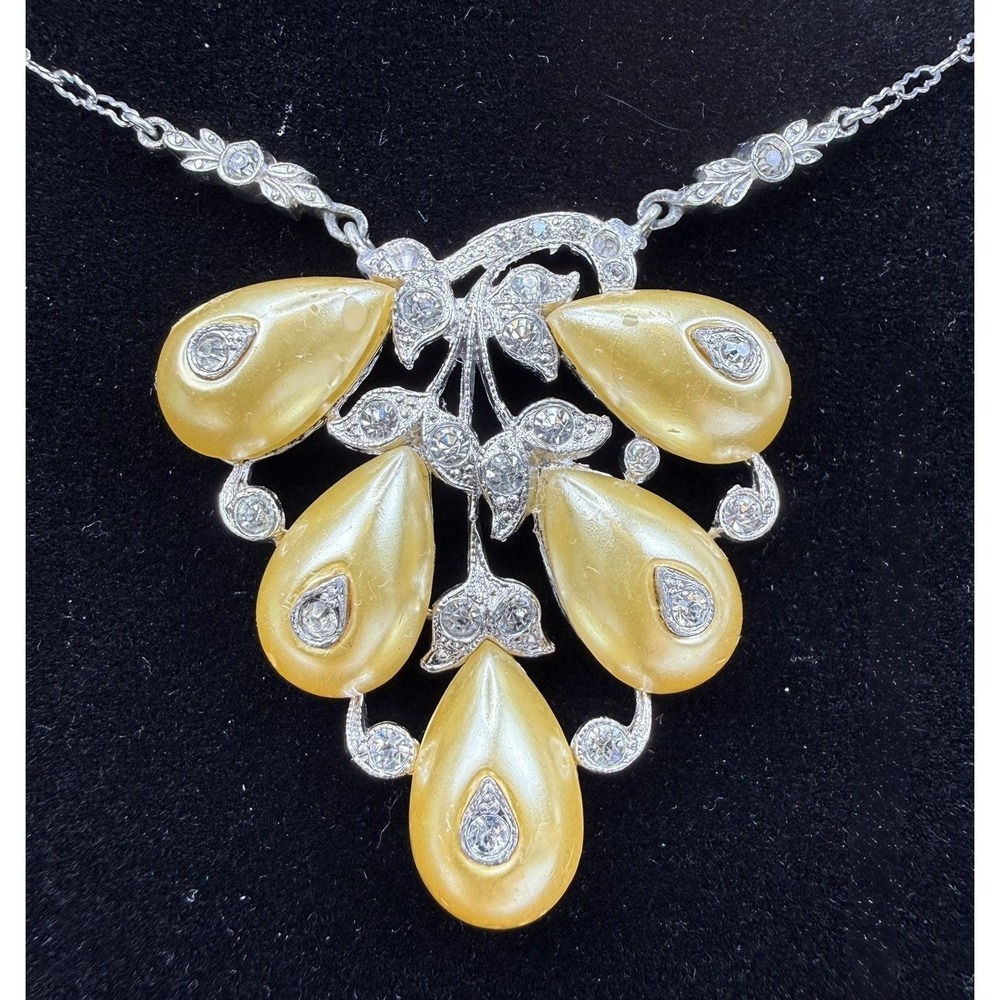 1930'S Crown Trifari  rhodium  necklace faux pearl floral pendant SIGNED read !